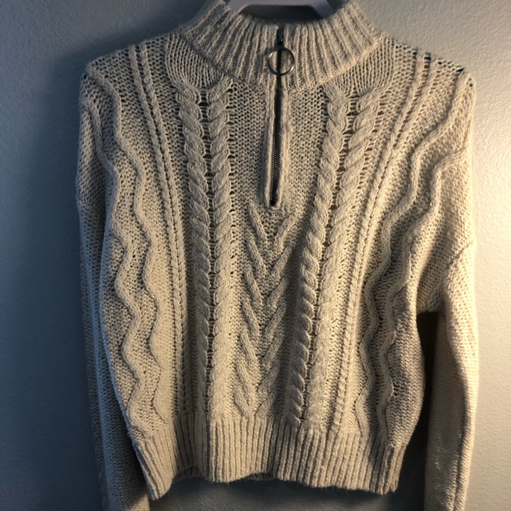 Half zip sweater crop top!
